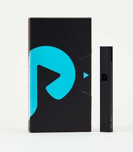 PLUG PLAY Battery Kit - Black